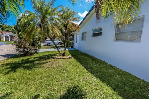 2700 NW 52nd Court Tamarac FL 33309