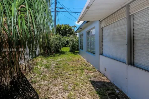 2700 NW 52nd Court Tamarac FL 33309