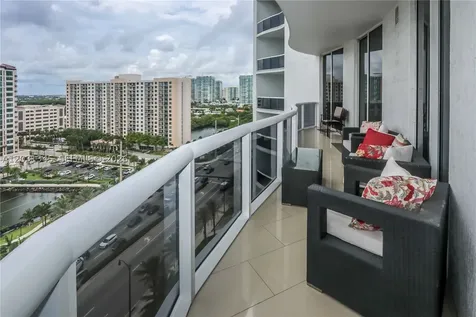 15811 Collins Avenue Sunny Isles Beach FL 33160
