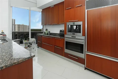 15811 Collins Avenue Sunny Isles Beach FL 33160
