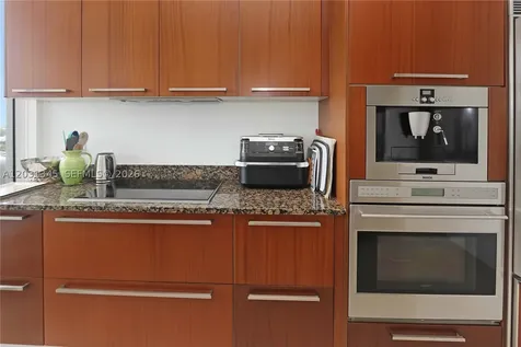 15811 Collins Avenue Sunny Isles Beach FL 33160