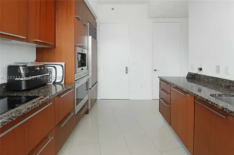 15811 Collins Avenue Sunny Isles Beach FL 33160