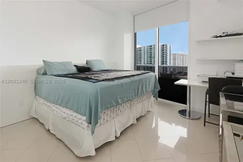 15811 Collins Avenue Sunny Isles Beach FL 33160