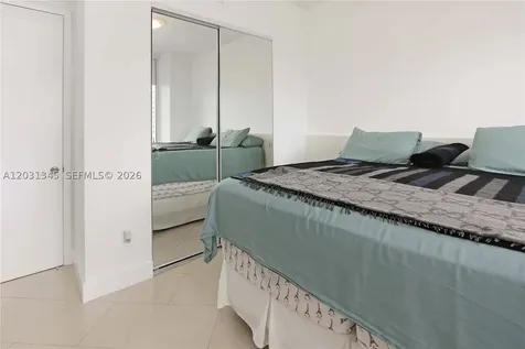 15811 Collins Avenue Sunny Isles Beach FL 33160