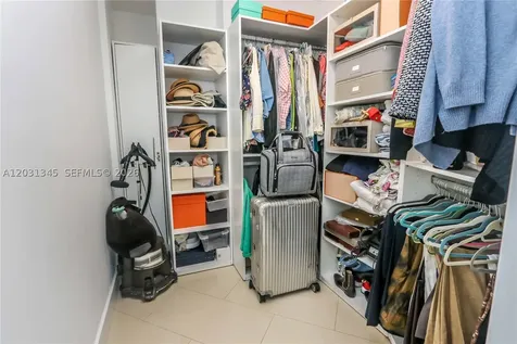 15811 Collins Avenue Sunny Isles Beach FL 33160