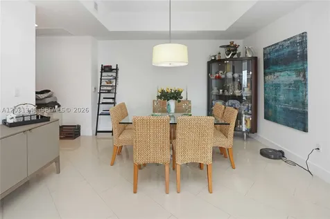 15811 Collins Avenue Sunny Isles Beach FL 33160
