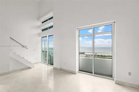 7600 Collins Avenue Miami Beach FL 33141