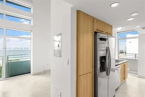 7600 Collins Avenue Miami Beach FL 33141