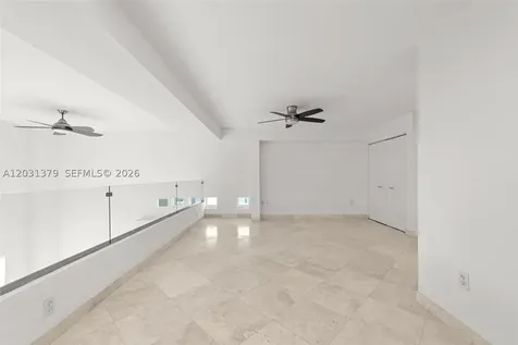 7600 Collins Avenue Miami Beach FL 33141