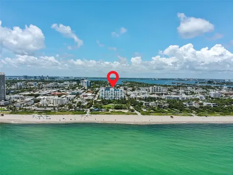 7600 Collins Avenue Miami Beach FL 33141