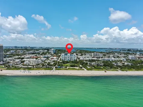 7600 Collins Avenue Miami Beach FL 33141