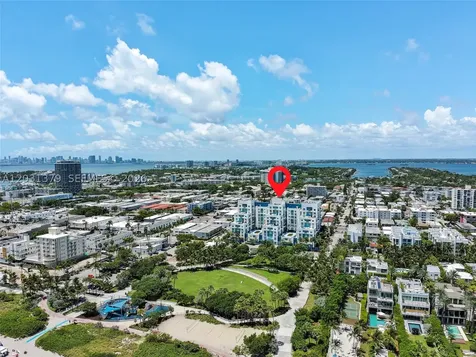 7600 Collins Avenue Miami Beach FL 33141