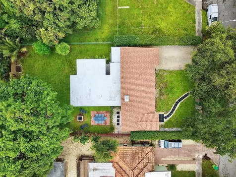 172 NW 90th Street El Portal FL 33150