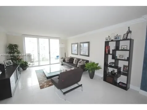 2851 NE 183 Street Aventura FL 33160