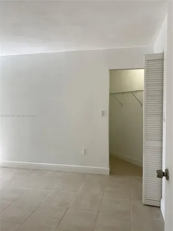 7075 NW 186th Street Hialeah FL 33015