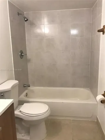 7075 NW 186th Street Hialeah FL 33015