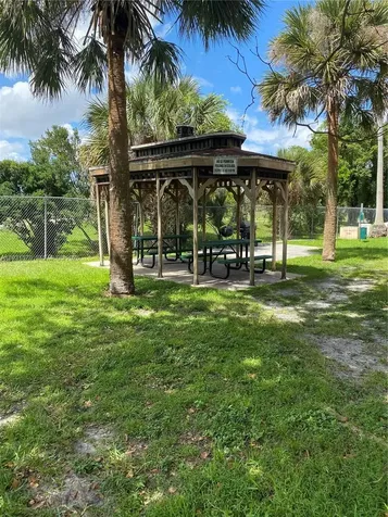 7075 NW 186th Street Hialeah FL 33015