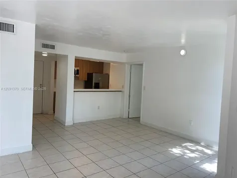 7075 NW 186th Street Hialeah FL 33015