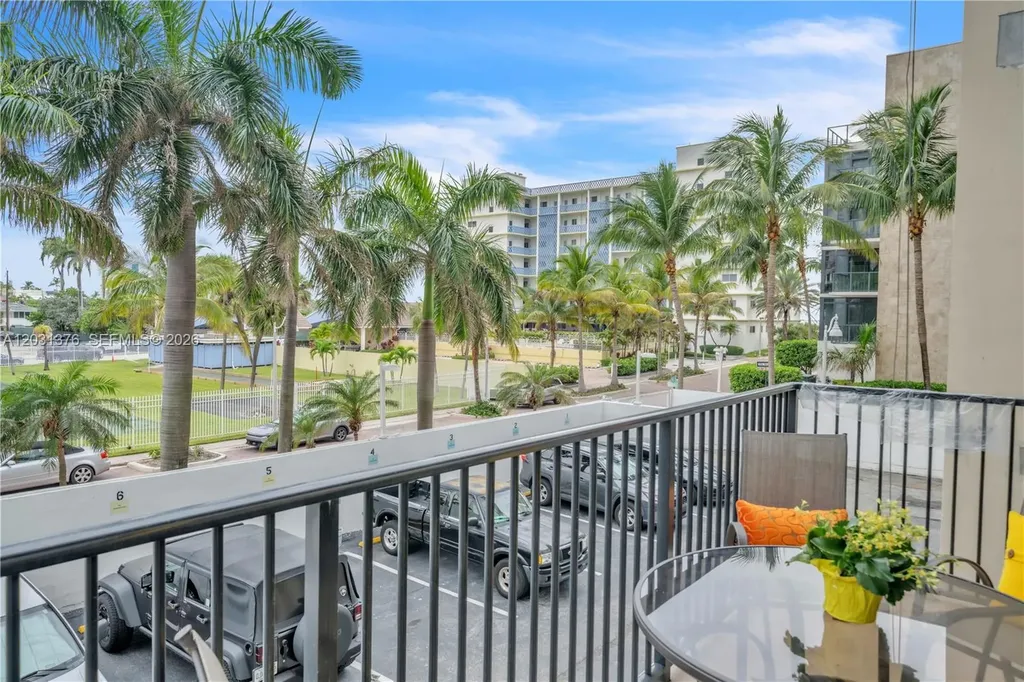 2101 S Ocean Drive Hollywood FL 33019