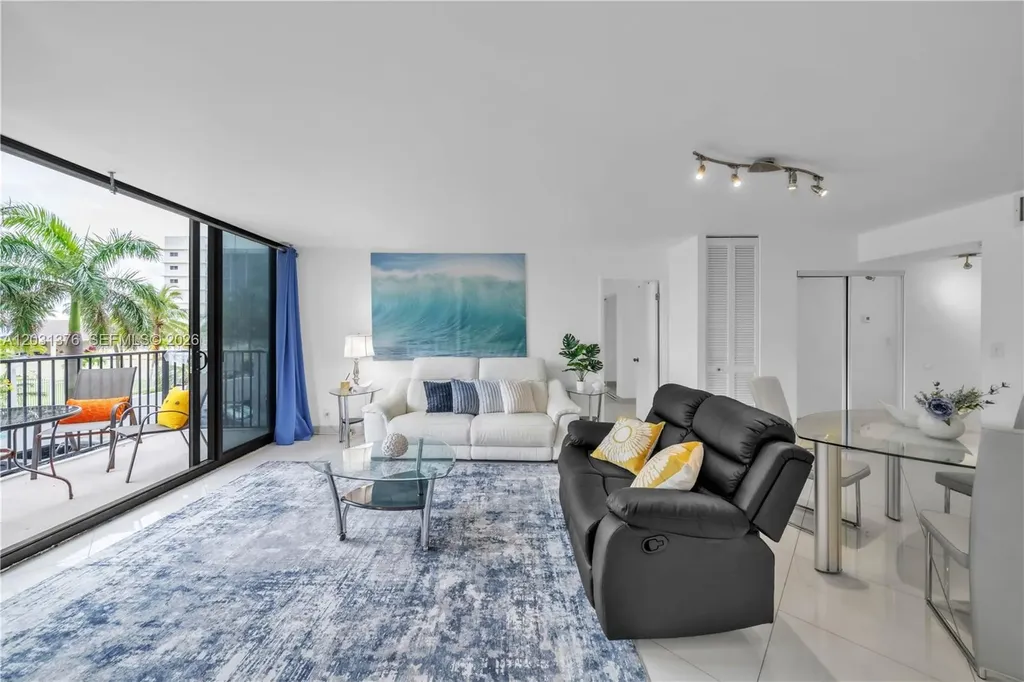 2101 S Ocean Drive Hollywood FL 33019