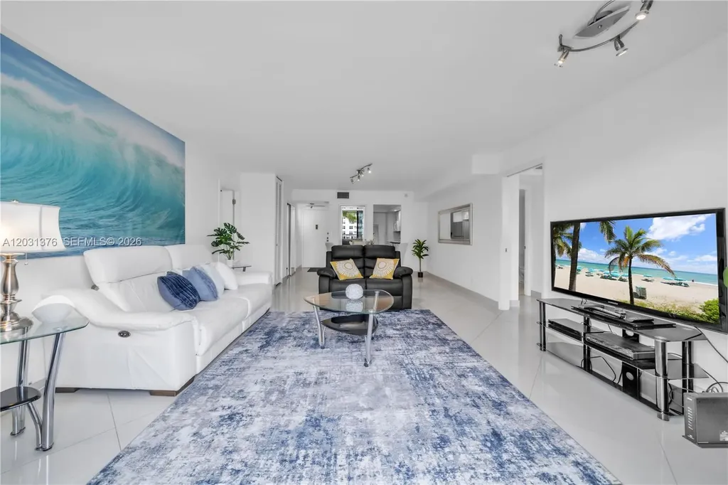 2101 S Ocean Drive Hollywood FL 33019
