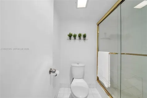 2101 S Ocean Drive Hollywood FL 33019