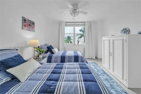 2101 S Ocean Drive Hollywood FL 33019