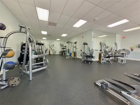 2101 S Ocean Drive Hollywood FL 33019