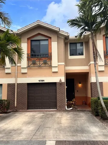 4764 E Station Square Davie FL 33314
