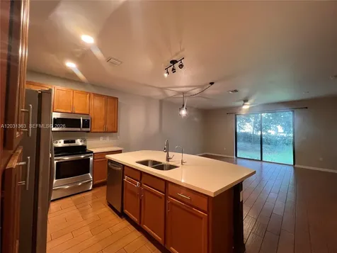 4764 E Station Square Davie FL 33314