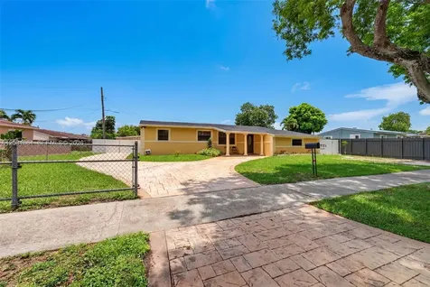 18930 NW 44th Court Miami Gardens FL 33055