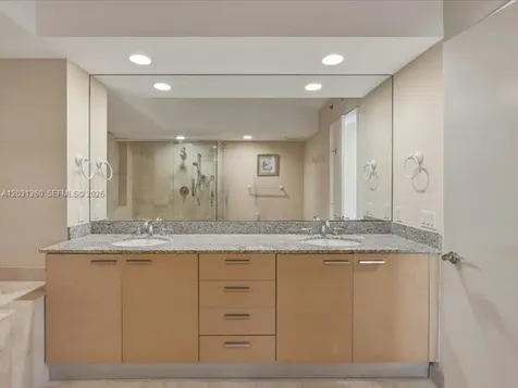1800 S Ocean Drive Hallandale Beach FL 33009