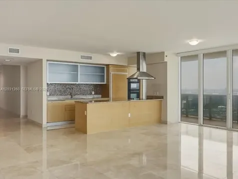 1800 S Ocean Drive Hallandale Beach FL 33009