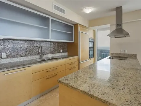 1800 S Ocean Drive Hallandale Beach FL 33009