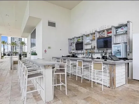 1800 S Ocean Drive Hallandale Beach FL 33009