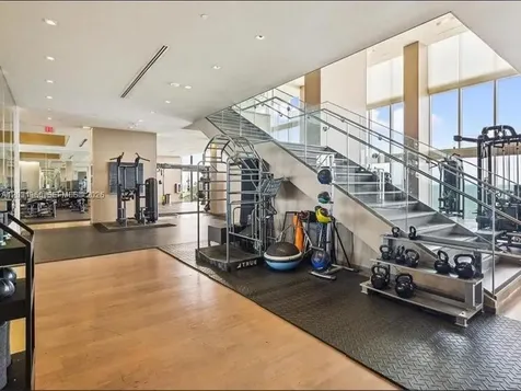 1800 S Ocean Drive Hallandale Beach FL 33009