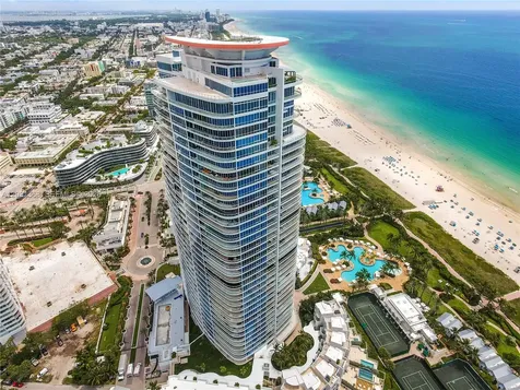 100 S Pointe Drive Miami Beach FL 33139