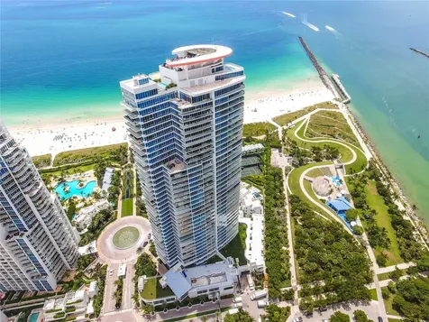 100 S Pointe Drive Miami Beach FL 33139