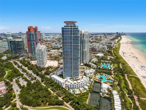 100 S Pointe Drive Miami Beach FL 33139