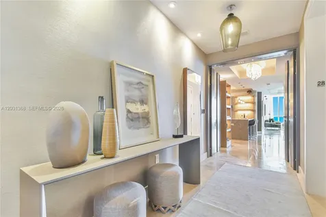 100 S Pointe Drive Miami Beach FL 33139