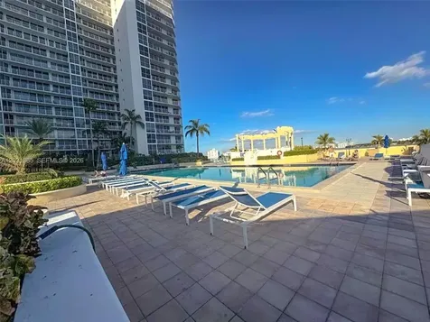 7601 E Treasure Drive North Bay Village FL 33141