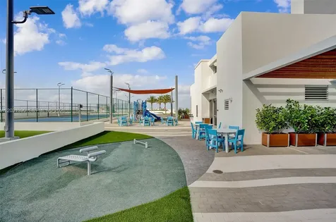 16385 Biscayne Boulevard North Miami Beach FL 33160