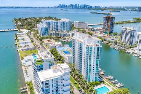 7928 East Drive North Bay Village FL 33141