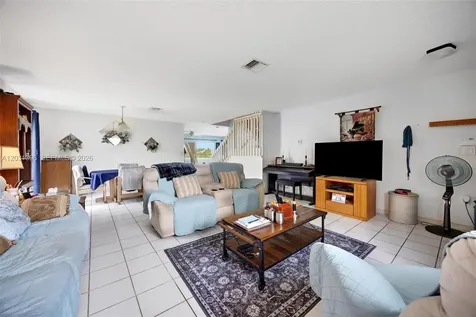 9314 SW 212th Terrace Cutler Bay FL 33189