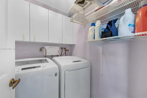 9314 SW 212th Terrace Cutler Bay FL 33189