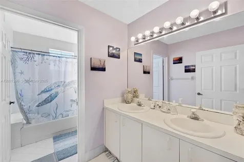 9314 SW 212th Terrace Cutler Bay FL 33189