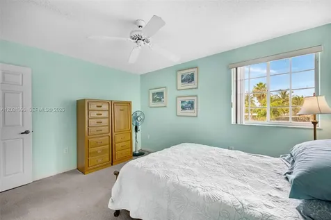 9314 SW 212th Terrace Cutler Bay FL 33189