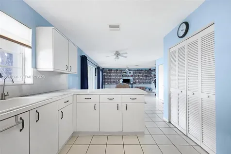 9314 SW 212th Terrace Cutler Bay FL 33189