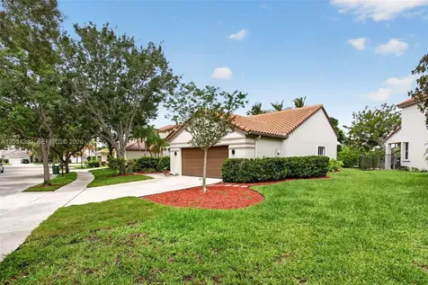 370 Carrington Drive Weston FL 33326
