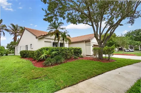 370 Carrington Drive Weston FL 33326